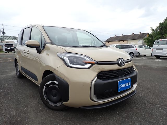 TOYOTA / SIENTA HYBRID