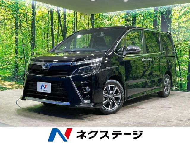 TOYOTA / VOXY
