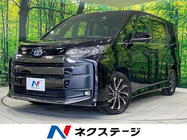 TOYOTA / NOAH HYBRID