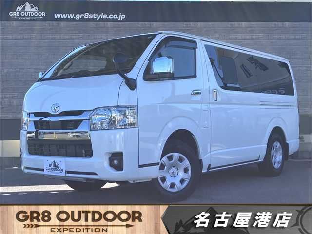 TOYOTA / HIACE van 4WD