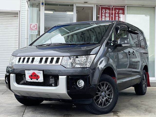 Japanese used car Ref# 1599855 MITSUBISHI / DELICA D:5 4WD