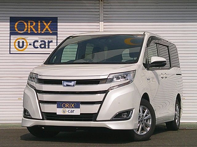 TOYOTA / NOAH HYBRID
