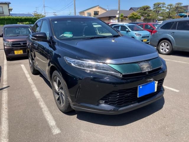 Japanese used car Ref# 1599923 TOYOTA / HARRIER 2WD