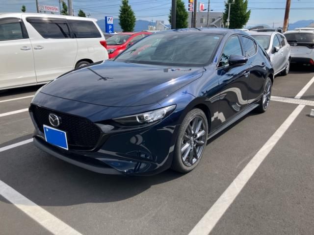 MAZDA / マツダ３ファストバック