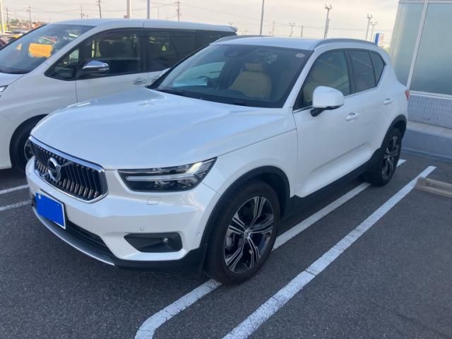 VOLVO / VOLVO XC40
