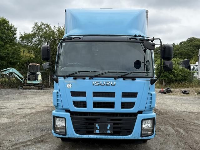 ISUZU / GIGA