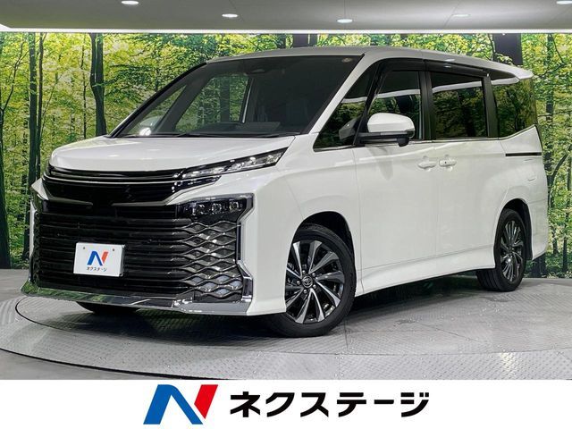 TOYOTA / VOXY