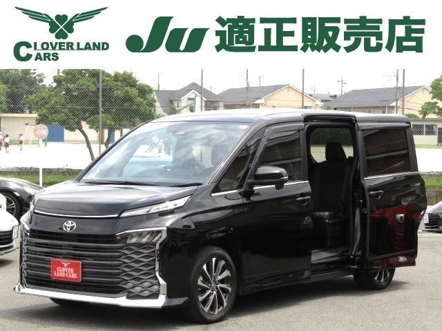 TOYOTA / VOXY