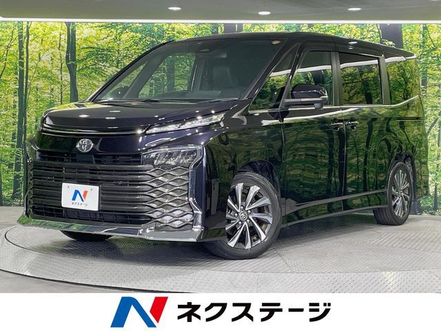 TOYOTA / VOXY