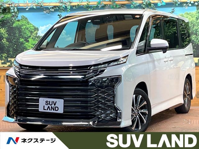 TOYOTA / VOXY HYBRID