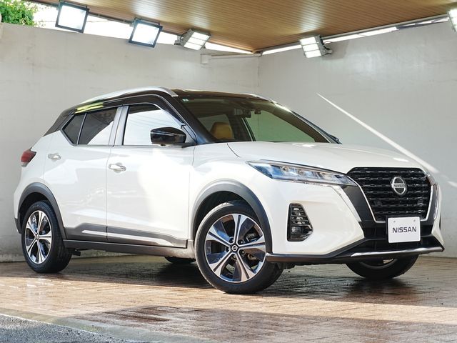 NISSAN / KICKS