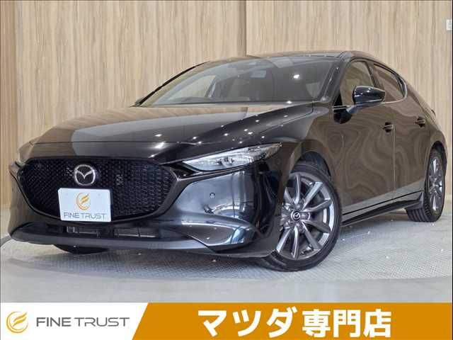Japanese used car Ref# 1600800 MAZDA / MAZDA3 FASTBACK