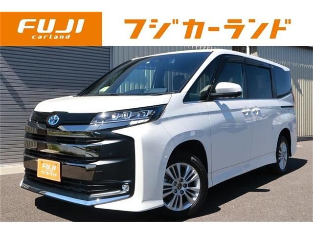 TOYOTA / NOAH HYBRID 4WD
