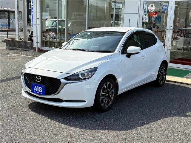 Japanese used car Ref# 1600824 MAZDA / MAZDA2
