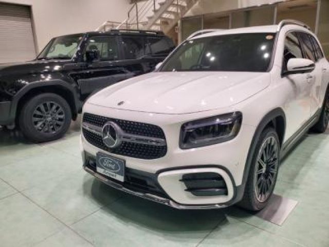MERCEDES BENZ / MERCEDES BENZ GLB