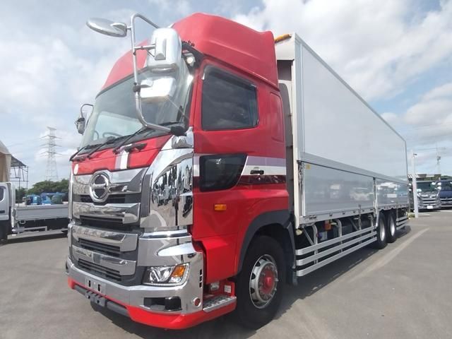 Japanese used car Ref# 1601290 HINO / PROFIA