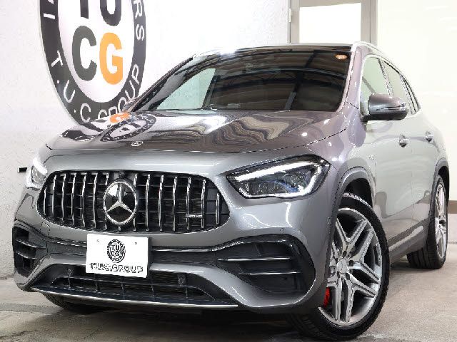MERCEDES BENZ / MERCEDES AMG GLA class