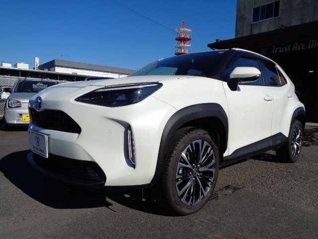 TOYOTA / YARIS CROSS HYBRID