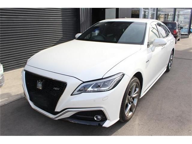 TOYOTA / CROWN sedan hybrid 4WD