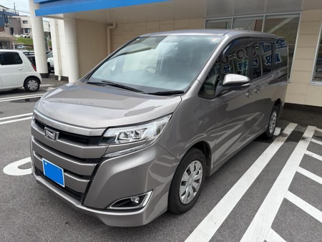 TOYOTA / NOAH 4WD