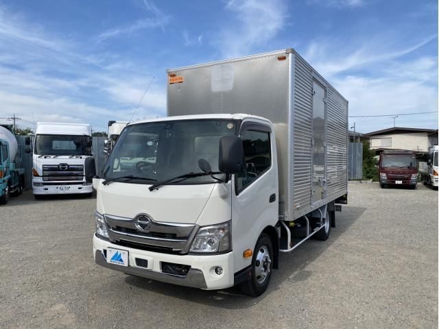 Japanese used car Ref# 1602307 HINO / DUTRO