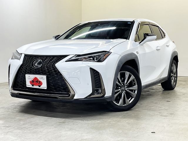 TOYOTA / LEXUS UX200