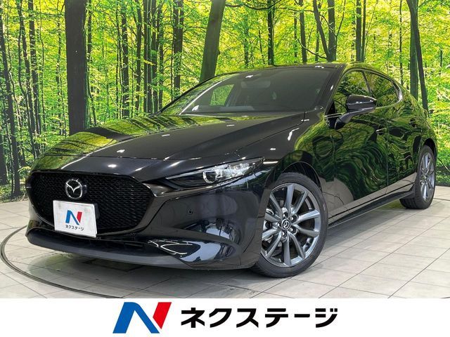 Japanese used car Ref# 1602572 MAZDA / MAZDA3 FASTBACK