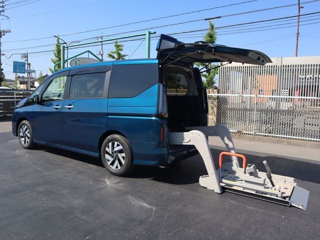 NISSAN / SERENA  WG