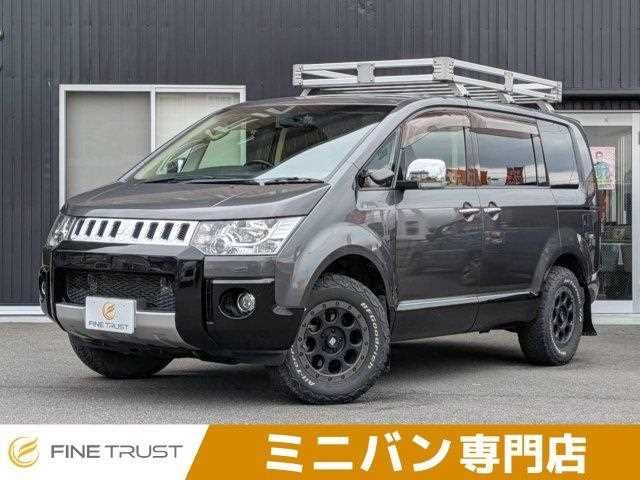 Japanese used car Ref# 1602812 MITSUBISHI / DELICA D:5 4WD
