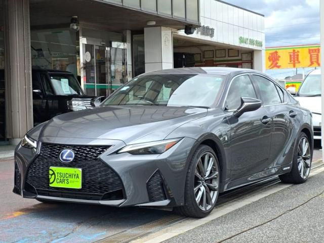 TOYOTA / LEXUS IS300h