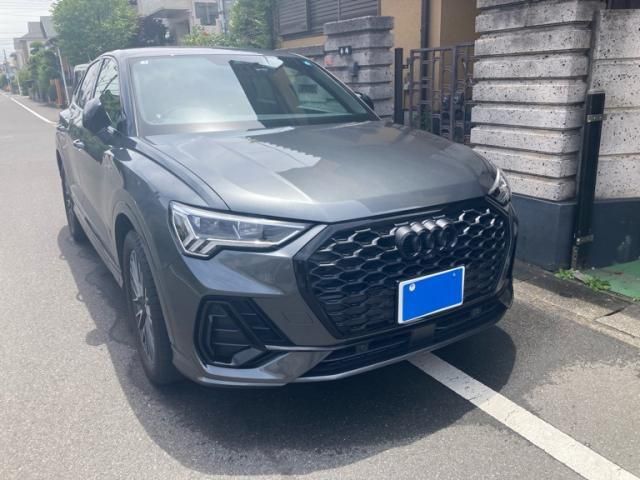 AUDI / AUDI Q3 SPORTBACK