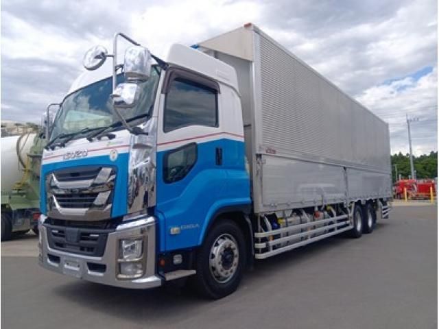 Japanese used car Ref# 1603192 ISUZU / GIGA