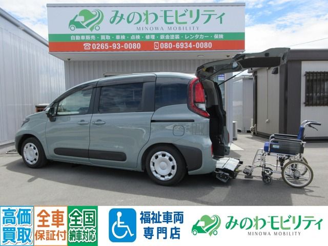 TOYOTA / SIENTA