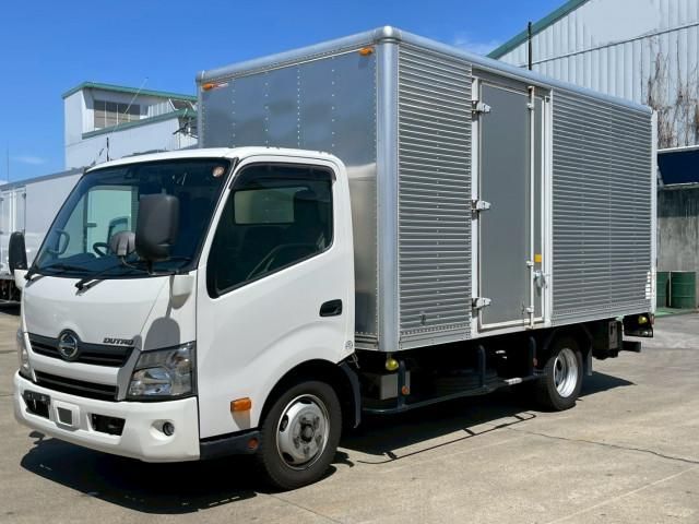 Japanese used car Ref# 1603363 HINO / DUTRO