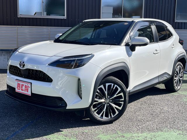 TOYOTA / YARIS CROSS
