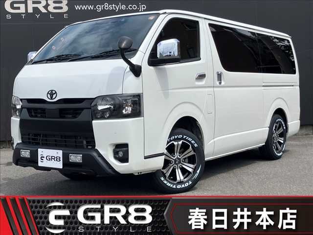 TOYOTA / HIACE van 4WD