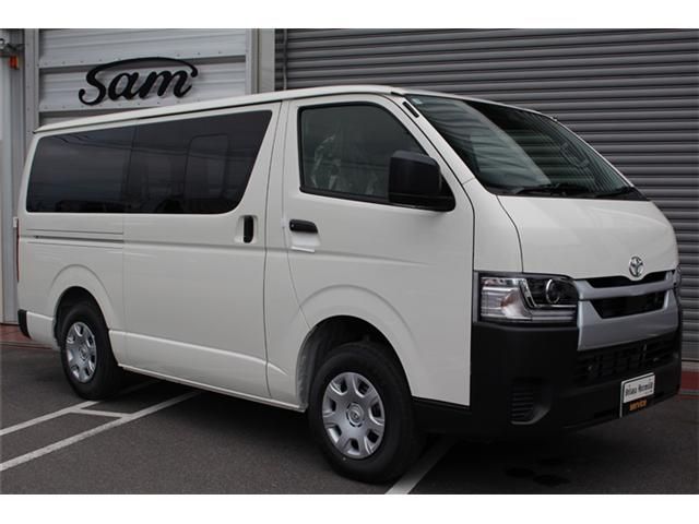 TOYOTA / HIACE van 4WD
