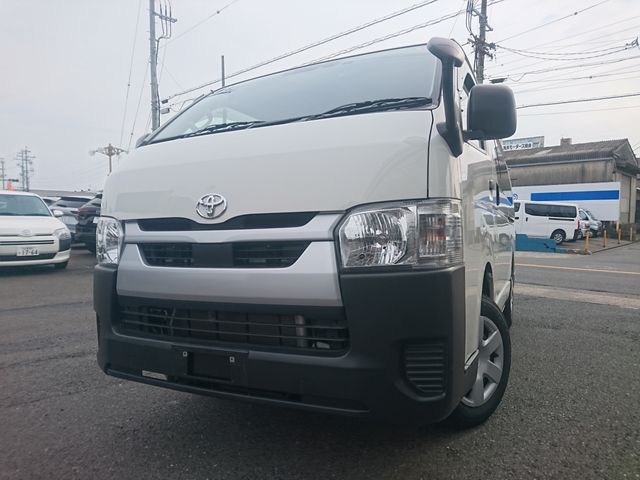 TOYOTA / HIACE van 2WD