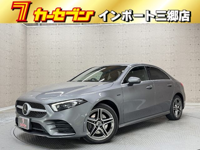Japanese used car Ref# 1603784 MERCEDES BENZ / MERCEDES BENZ A class sedan