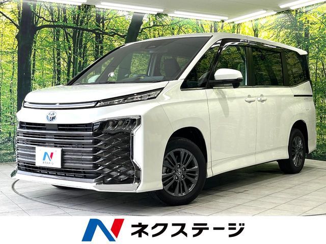 Japanese used car Ref# 1603801 TOYOTA / VOXY HYBRID 4WD