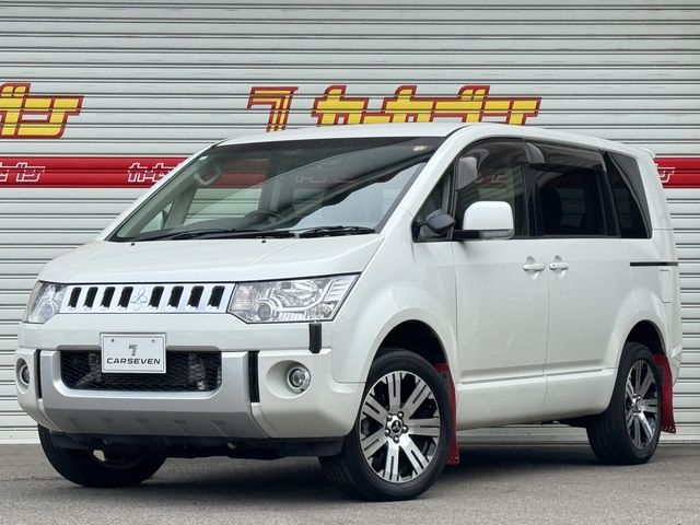 Japanese used car Ref# 1603919 MITSUBISHI / DELICA D:5 4WD