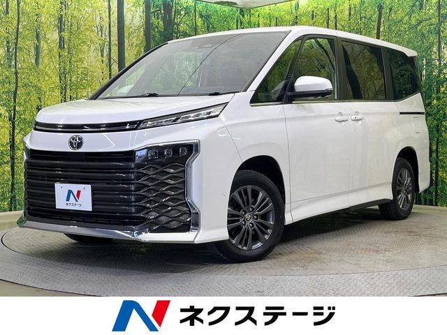 Japanese used car Ref# 1604041 TOYOTA / VOXY 4WD
