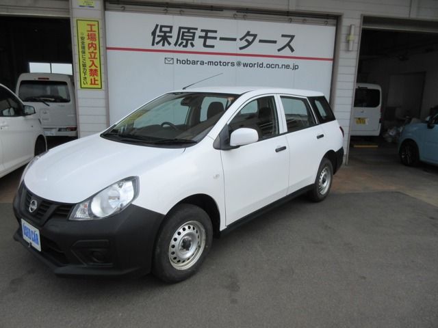 Japanese used car Ref# 1604059 NISSAN / AD 4WD