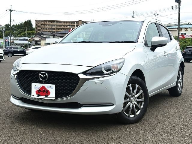 Japanese used car Ref# 1604088 MAZDA / MAZDA2