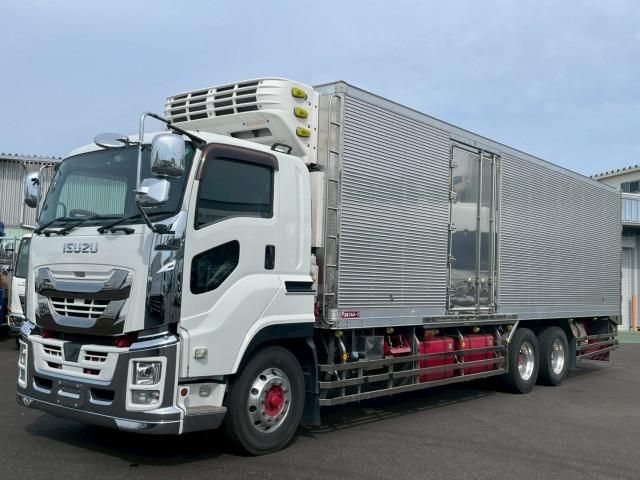 Japanese used car Ref# 1604158 ISUZU / GIGA