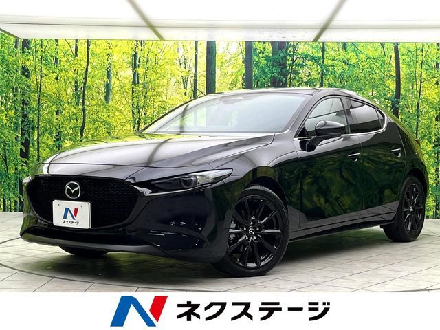 Japanese used car Ref# 1604184 MAZDA / MAZDA3 FASTBACK