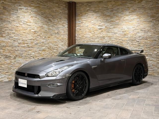 Japanese used car Ref# 1604200 NISSAN / GT-R