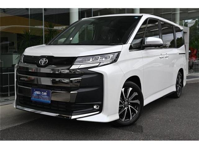 Japanese used car Ref# 1604215 TOYOTA / NOAH HYBRID