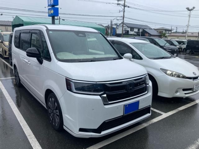 HONDA / ステップワゴンスパーダＨＶ