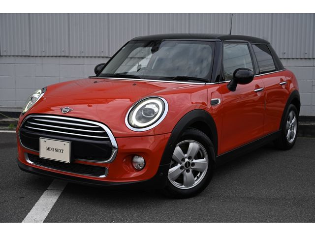 Japanese used car Ref# 1604413 BMW / MINI COOPER 5DOOR